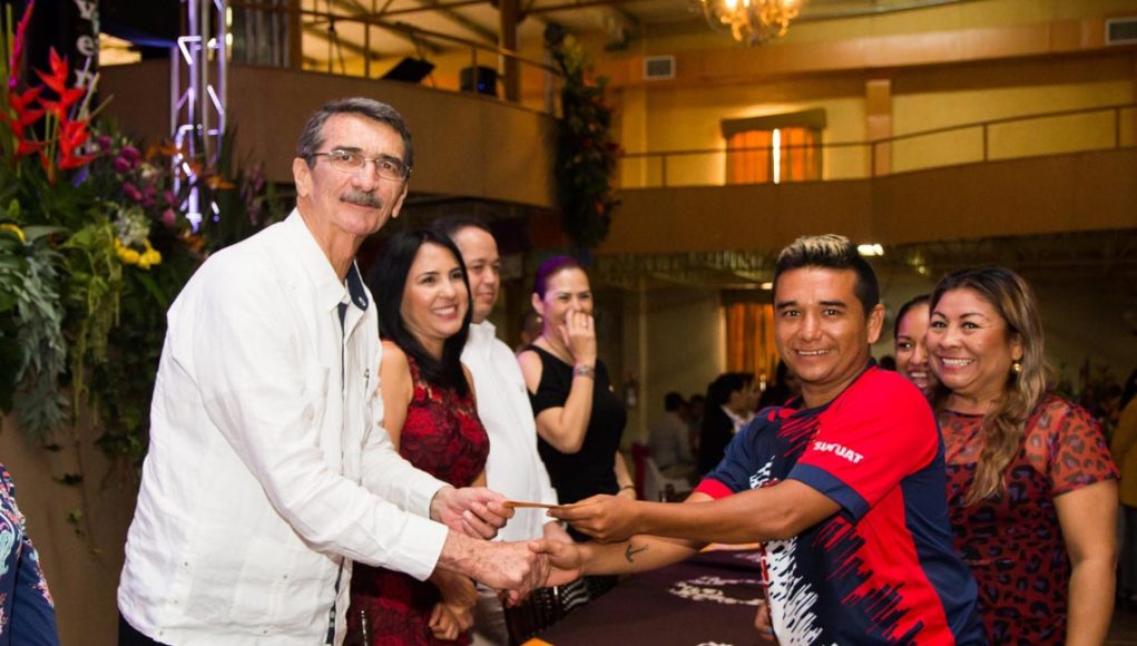 Foto_5_46_aniversario101019