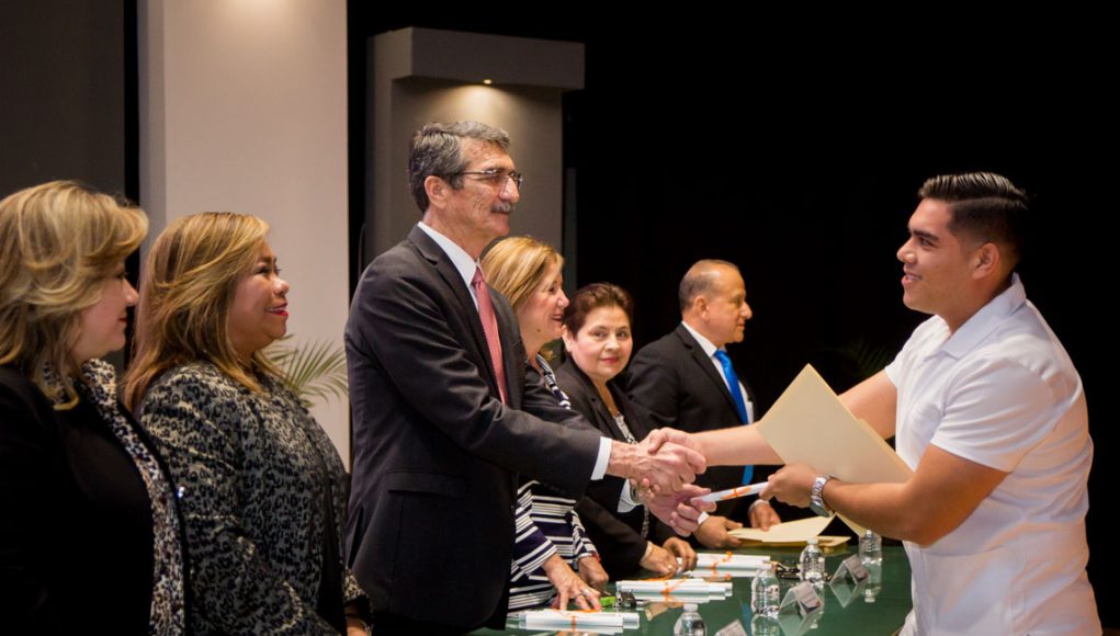 Foto_3_enfermería_06_12_19