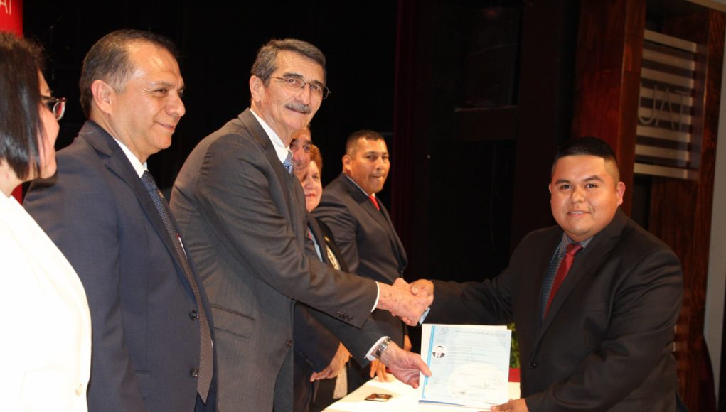 FOTO_2_graduación_ingeniería_11_02_2020