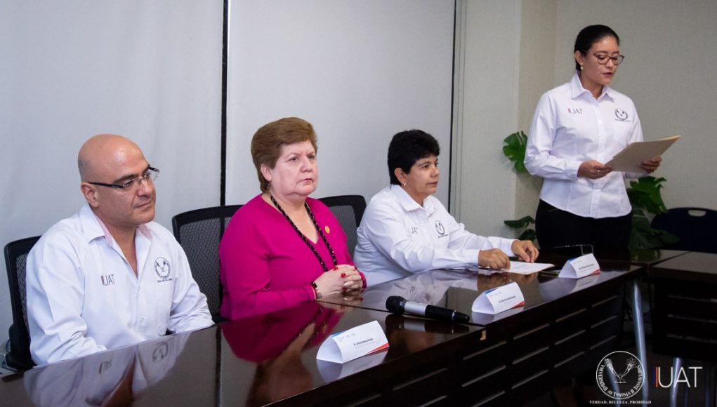 Foto_1_tecnicos_universitarios_26_06