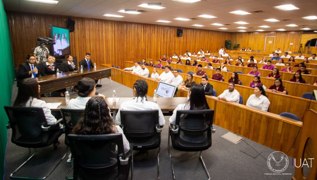 Foto_2_debates_27_05