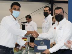 Estudiantes de la UAT Zona Norte reciben beca de excelencia