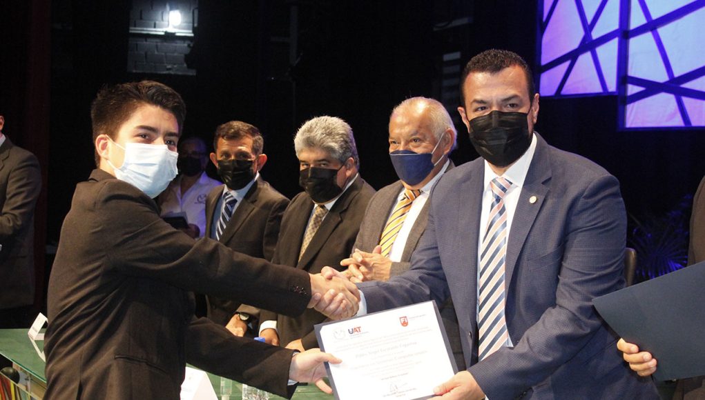 Gradúa UAT a la generación 2022 de la Facultad de Ingeniería Tampico