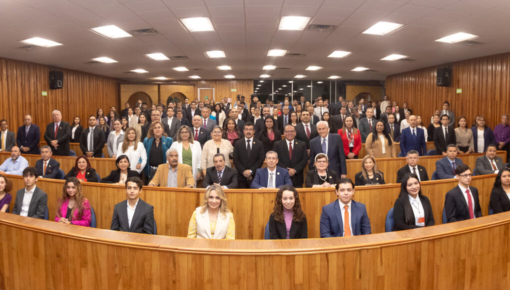 Dámaso Anaya asume (5) FEB 9