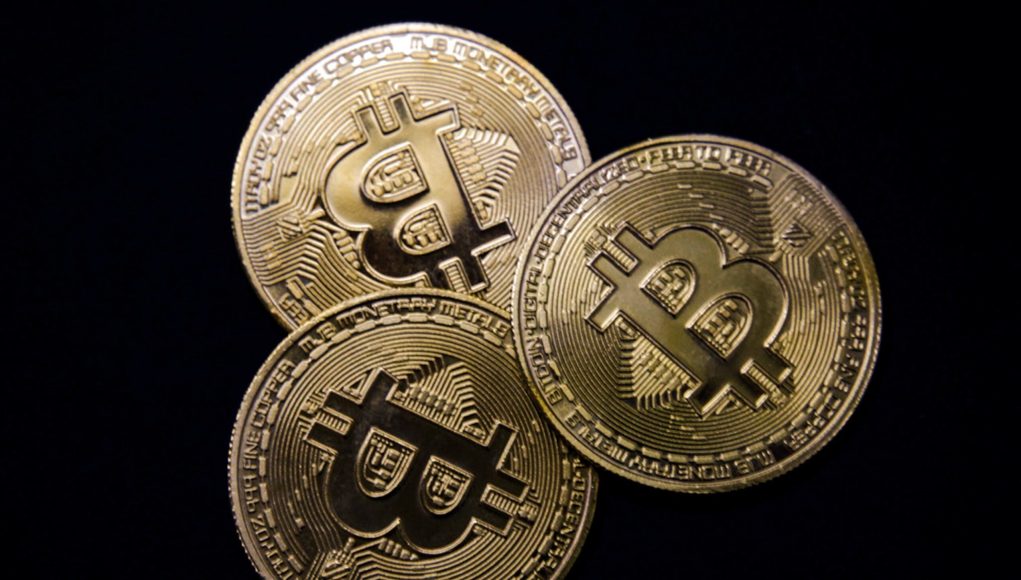 NotiPress - Bitcoin fondo negro NA