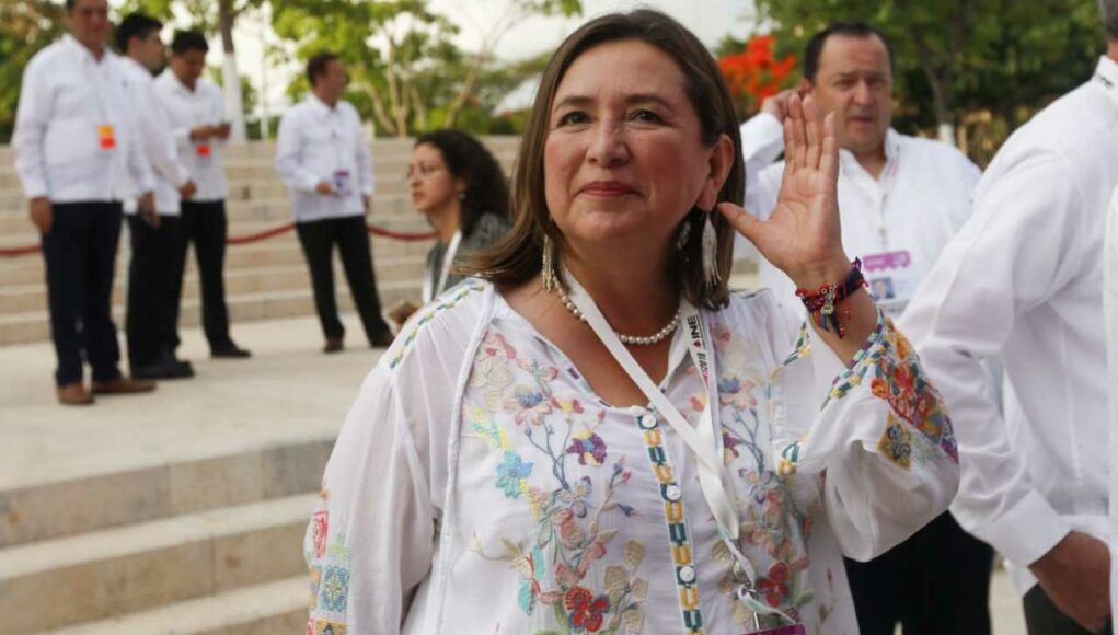 xochitl-galvez-ruiz-saluda-reporteros_0_28_1280_797