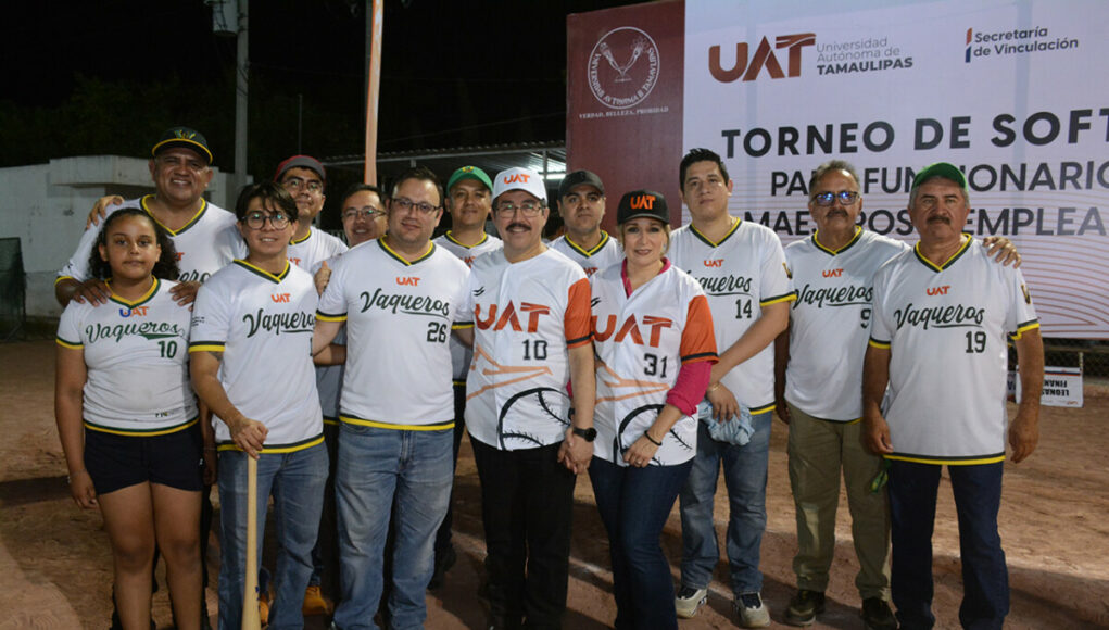 13. Inaugura el rector Dámaso (3)