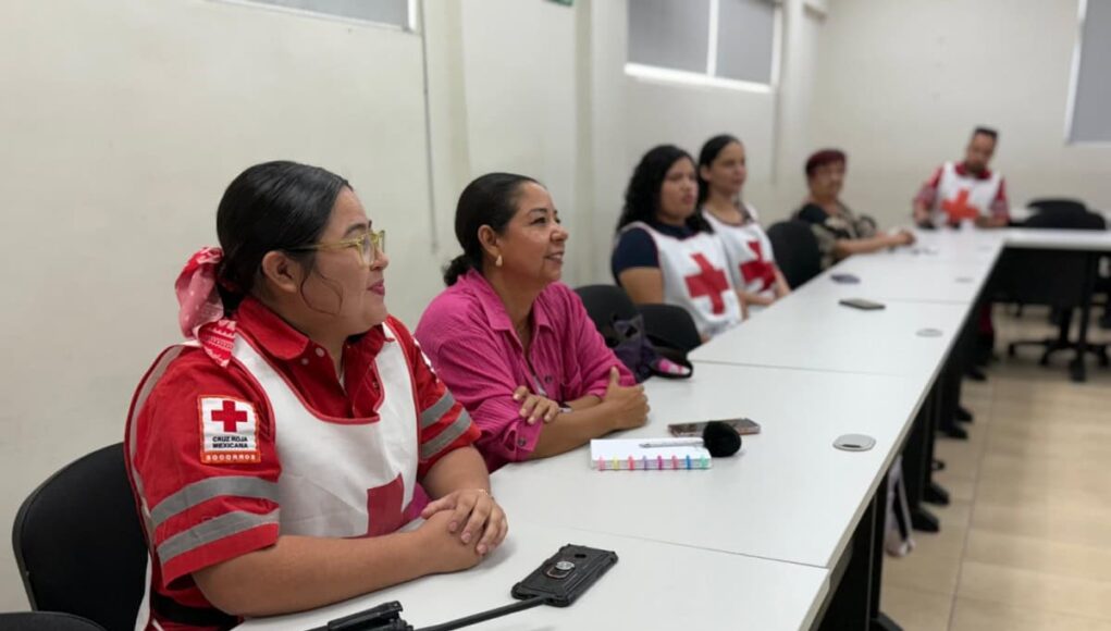 STR-056-2025.-Capacita-Secretaria-del-Trabajo-al-personal-de-Cruz-Roja-en-prevencion-de-riesgos-psicosociales-5-1