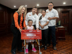 Familia UAT entrega donativo en apoyo a la salud de la pequeña Natalia